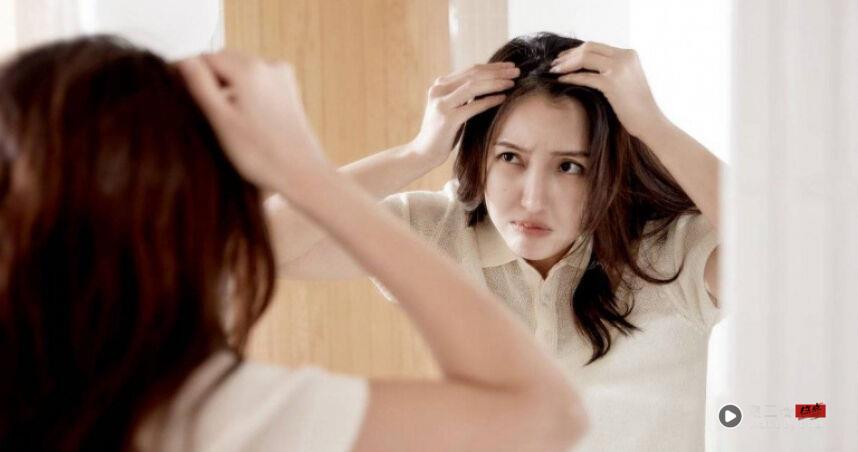 夏天才是养发黄金期！掉发、油头、头皮屑全是“头皮在求救” 最新资讯 图1张