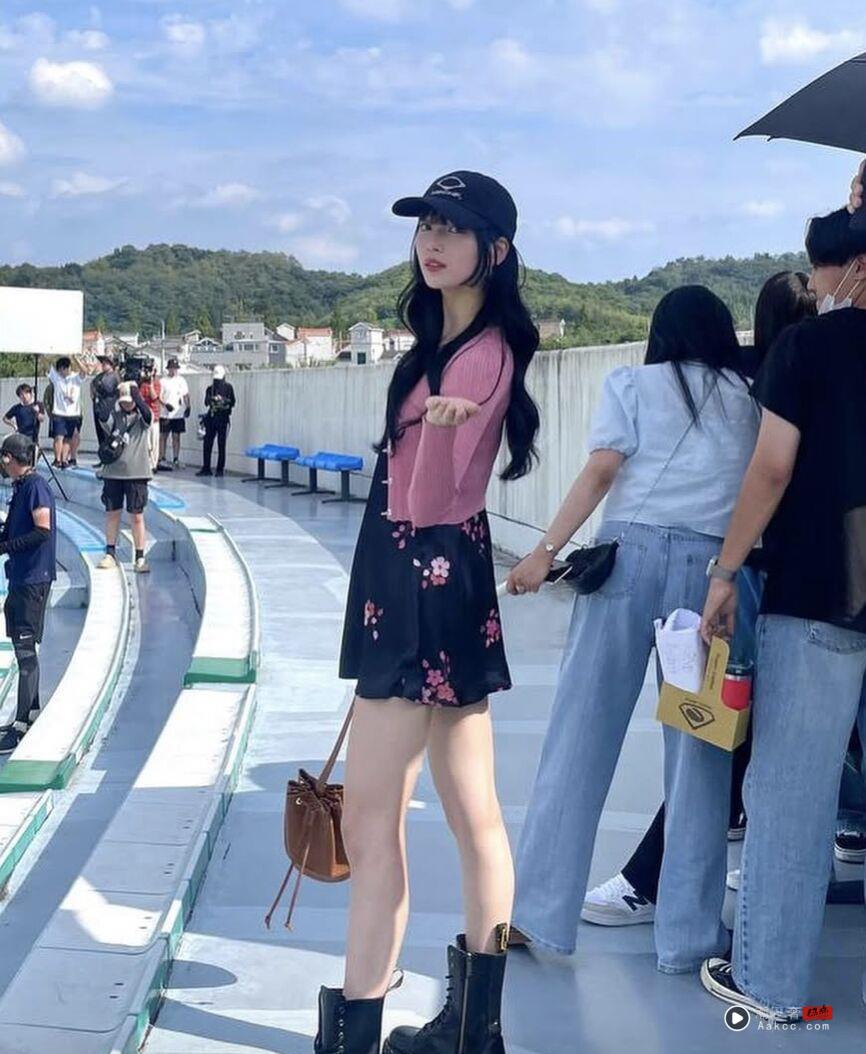 许光汉“退伍首造型”帽子撞款韩星秀智！男友风低调潮牌穿搭好圈粉 时尚穿搭 图2张