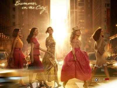 《欲望城市》最终季华丽行头不减 卡地亚美洲豹表与包抢镜