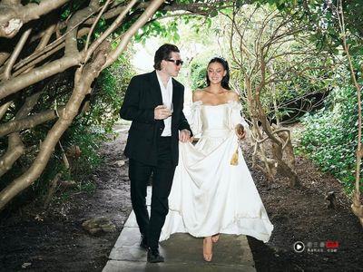 贝克汉被长子与媳妇切割 重温誓词只有女方富爸爸家族见证