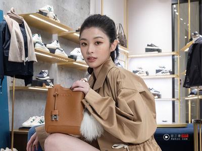 詹子萱爱上HOGAN奶茶德训鞋！“挑鞋秘诀公开”还大推毛球手袋
