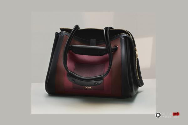 就爱双头拉炼大包！DIOR Voyage通勤族必备　全智贤用LV Express把旅行袋变日常 时尚穿搭 图13张