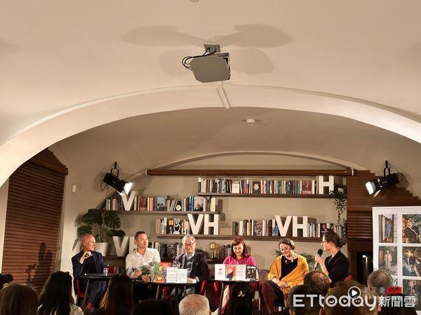 李远墓园致意“捷克民主推手”哈维尔：因为你台捷才能维系至今 名人名流 图6张