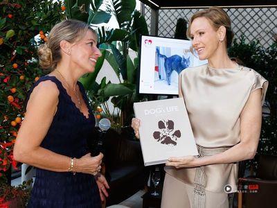 摩纳哥王妃全套Armani致敬已故大师　配25万珍珠耳环优雅大气