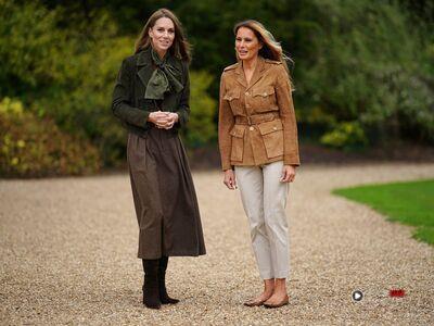 凯特王妃与美第一夫人服装撞同牌　梅兰妮亚LV皮衣露贵妇风格