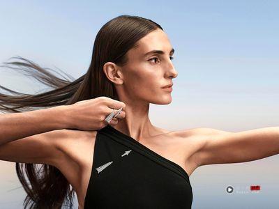 箭矢珠宝彰显力与美　Boucheron跨指钻戒超抢眼