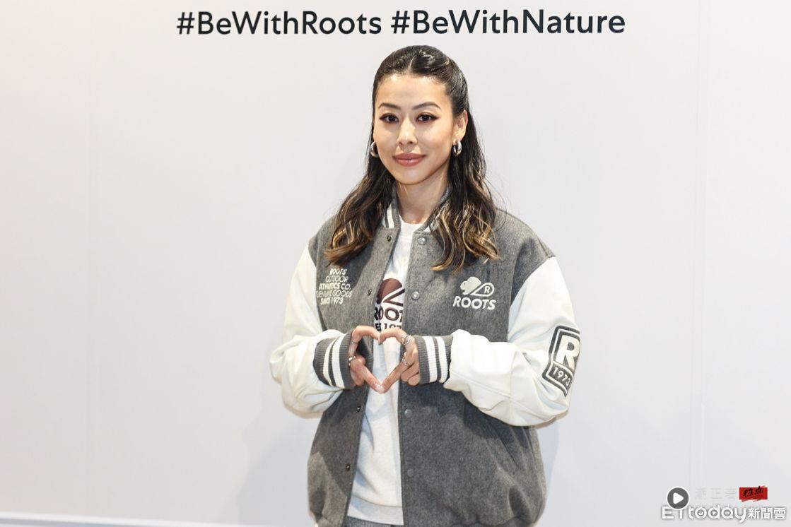 蔡诗芸谈夫妻穿搭默契“偷看颜色” Roots森系风格最贴近私服 内容图2 潮正奢/潮品文/潮臻社-实时追踪全球最新奢侈品牌新闻资讯的官网站! ▲蔡诗芸出席Roots开幕活动。(图/记者林敬旻摄)
