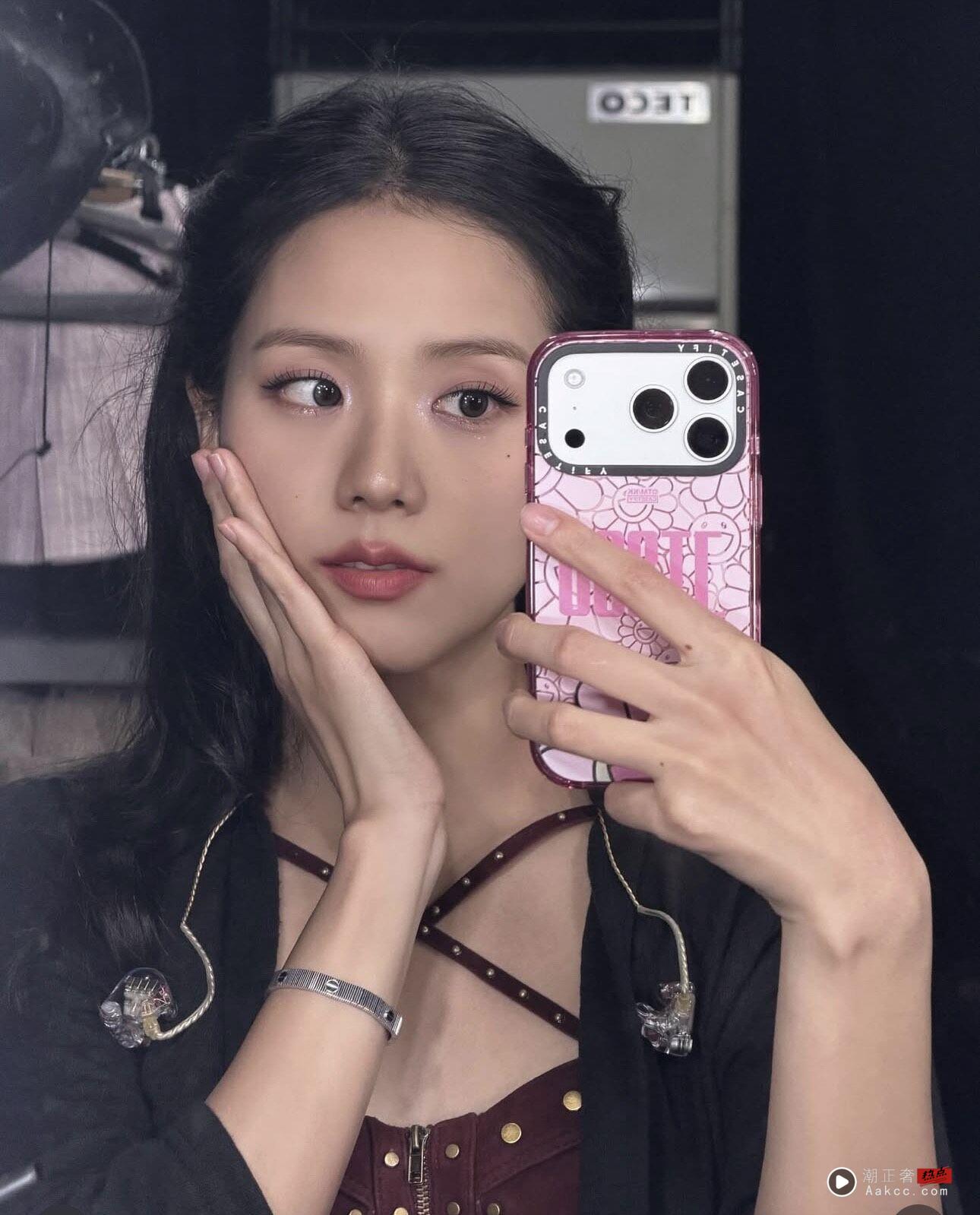 Jisoo谢高雄场粉丝热情 戴82万卡地亚珠宝唱跳 内容图2 潮正奢/潮品文/潮臻社-实时追踪全球最新奢侈品牌新闻资讯的官网站! ▲▼ Jisoo 。(图/翻摄IG)