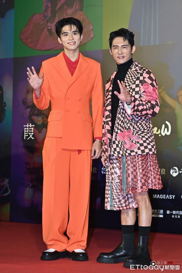 李洙赫“深V露胸”挺台北时装周帅翻 鬼鬼穿镂空刺绣装“拿掉衬裙”辣爆 内容图7 潮正奢/潮品文/潮臻社-实时追踪全球最新奢侈品牌新闻资讯的官网站! ▲▼温昇豪、王品澔出席《2025 台北时装周》跨界时尚大秀。(图/记者李毓康摄)