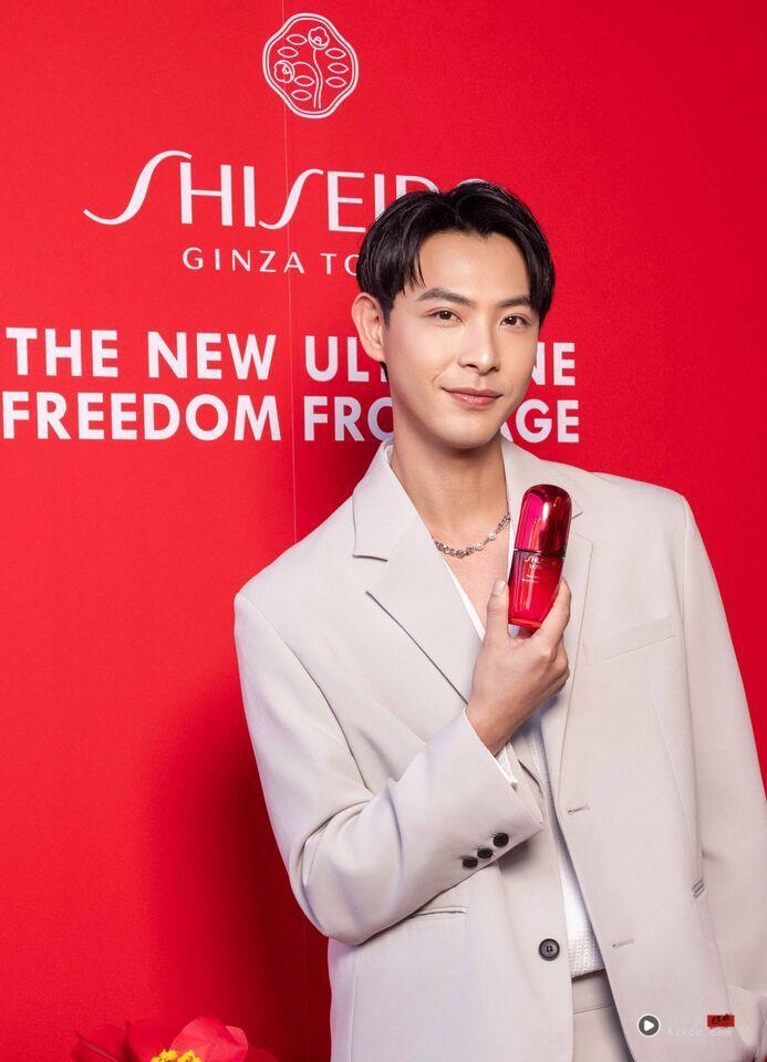 “老婆每天都会帮我敷面膜” 连晨翔放闪刘品言甜笑藏不住 内容图1 潮正奢/潮品文/潮臻社-实时追踪全球最新奢侈品牌新闻资讯的官网站! 连晨翔,资生堂,舒特肤,保养,护肤,美肌,刘品言。(图/品牌提供)