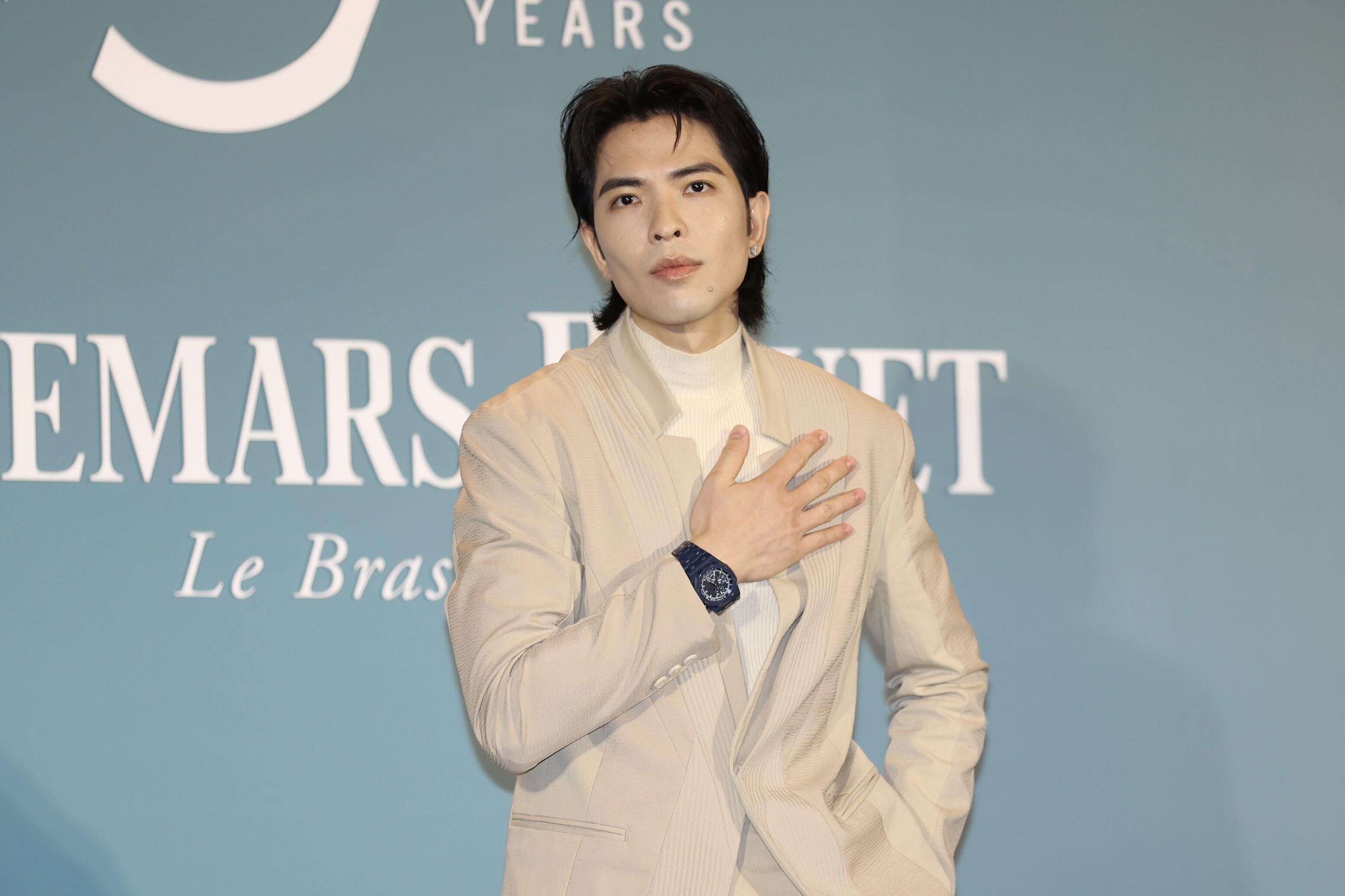 李洙赫低胸装配200万AP表跑趴　“江南太子”风度翩翩 奢侈品牌 图2张