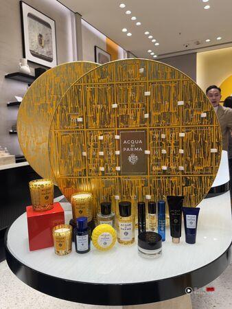 梦幻逸品一次集合!4款美妆圣诞倒数月历抢先预览 内容图1 潮正奢/潮品文/潮臻社-实时追踪全球最新奢侈品牌新闻资讯的官网站! ▲▼圣诞倒数月历。(图/记者曾怡嘉摄)