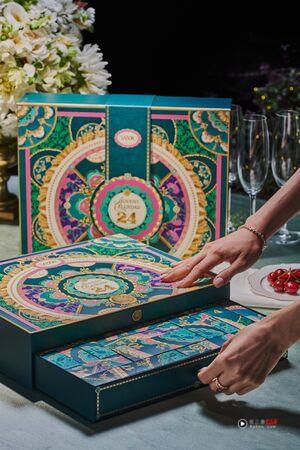 梦幻逸品一次集合!4款美妆圣诞倒数月历抢先预览 内容图7 潮正奢/潮品文/潮臻社-实时追踪全球最新奢侈品牌新闻资讯的官网站! ▲▼倒数月历。(图/品牌提供)