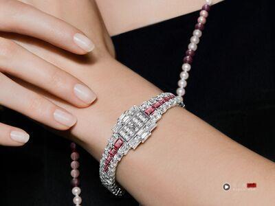 风Luxury／江诗丹顿珠宝表变出四种佩戴法　摇曳珍珠长炼美翻