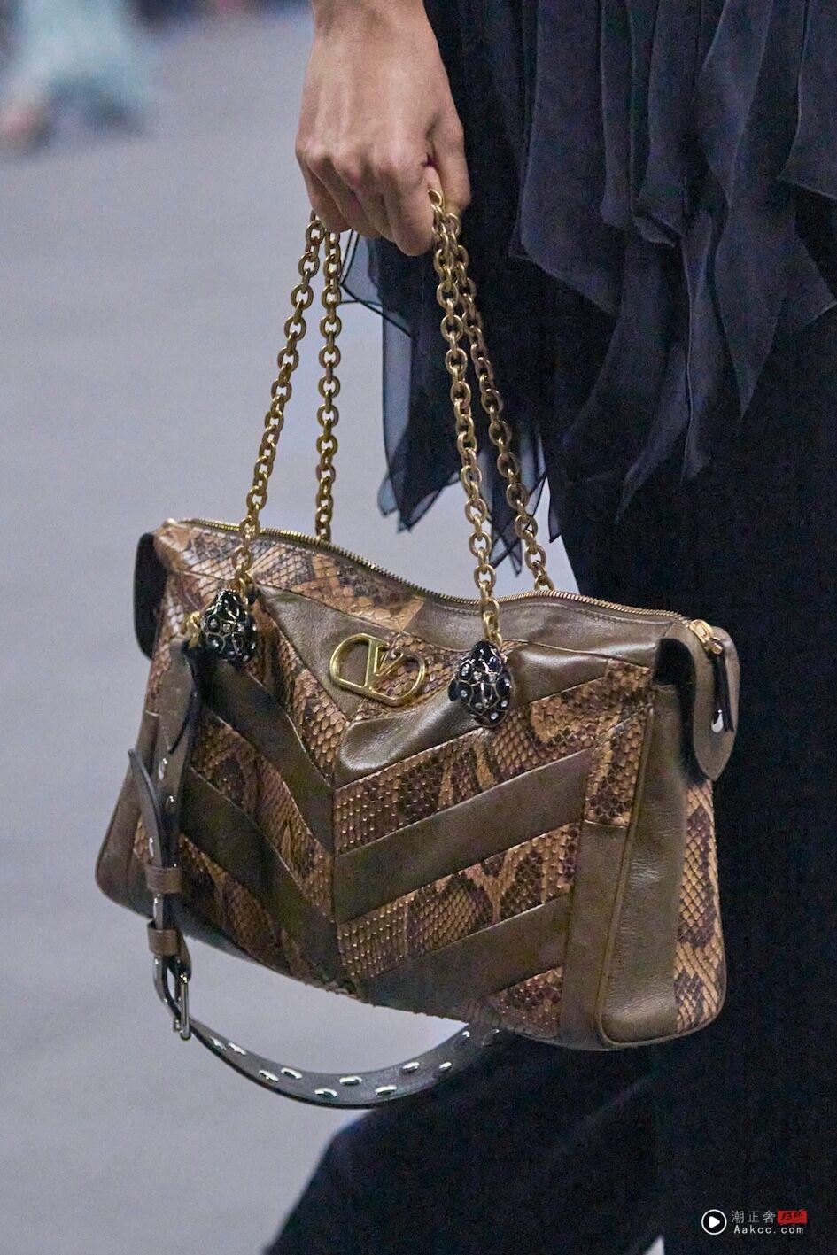 蔡依林、林志玲撞包Valentino新宠Panthea！豹头设计率性与优雅一次拥有 名人名流 图4张
