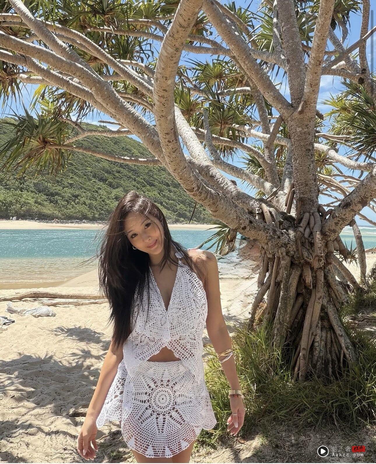 孙芸芸海滨度假洞洞装吸睛　随手晒200万卡地亚行头 时尚穿搭 图1张