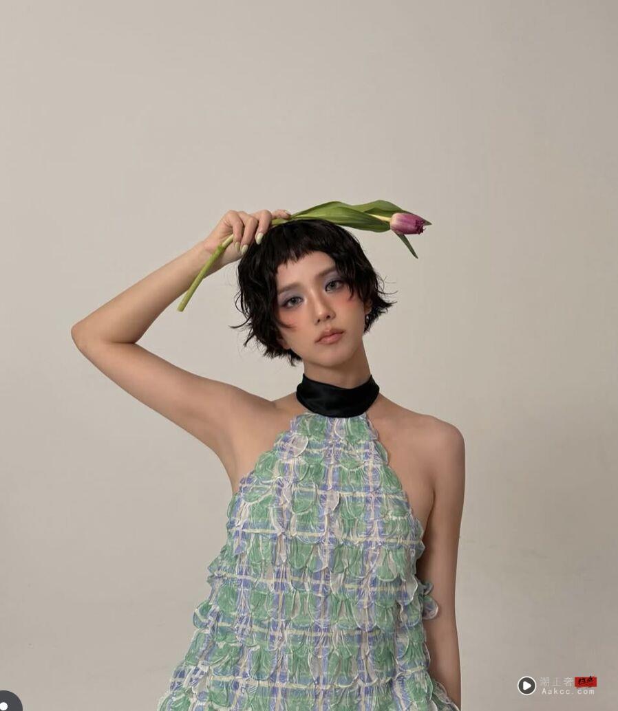 Jisoo精灵短发造型超可爱!“Dior新装换不停”表现力连时尚金童也惊艳 内容图1 潮正奢/潮品文/潮臻社-实时追踪全球最新奢侈品牌新闻资讯的官网站! ▲▼Jisoo 。(图/翻摄自IG)