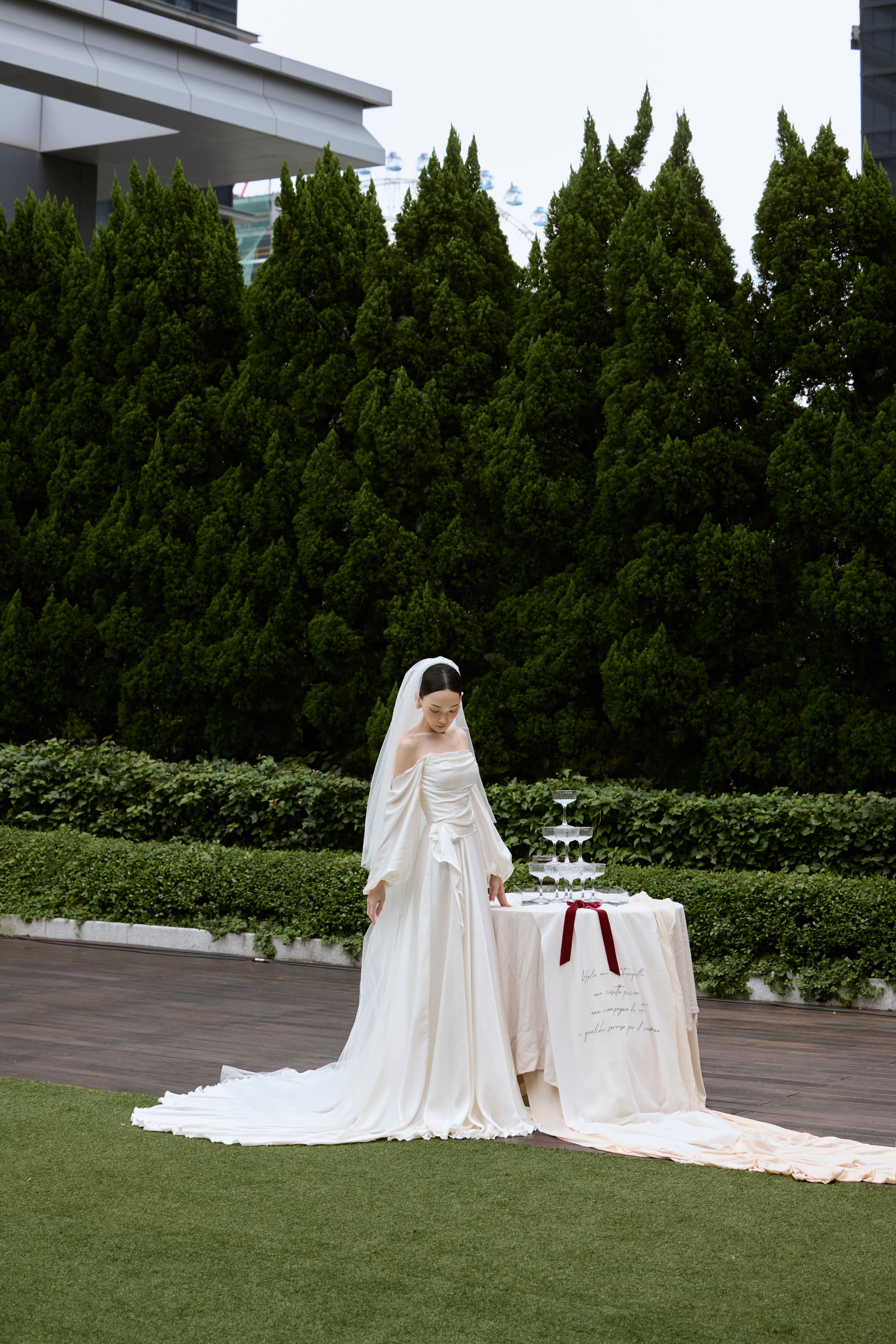 林映唯超仙婚纱范本!从极简风到古典蓬裙 搭CHANEL珠宝成最美新娘 内容图2 潮正奢/潮品文/潮臻社-实时追踪全球最新奢侈品牌新闻资讯的官网站! ▲▼ 演员林映唯。(图/自由试娱乐提供)
