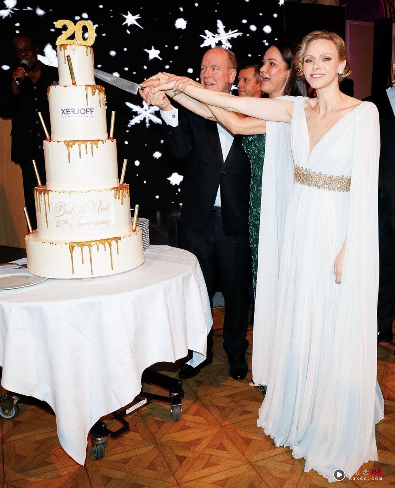 摩纳哥王妃仙女造型迷人 与中国台湾珠宝设计师Anna Hu同桌庆圣诞 内容图2 潮正奢/潮品文/潮臻社-实时追踪全球最新奢侈品牌新闻资讯的官网站! ▲▼ 摩纳哥王妃,ANna Hu 。(图/翻摄IG)