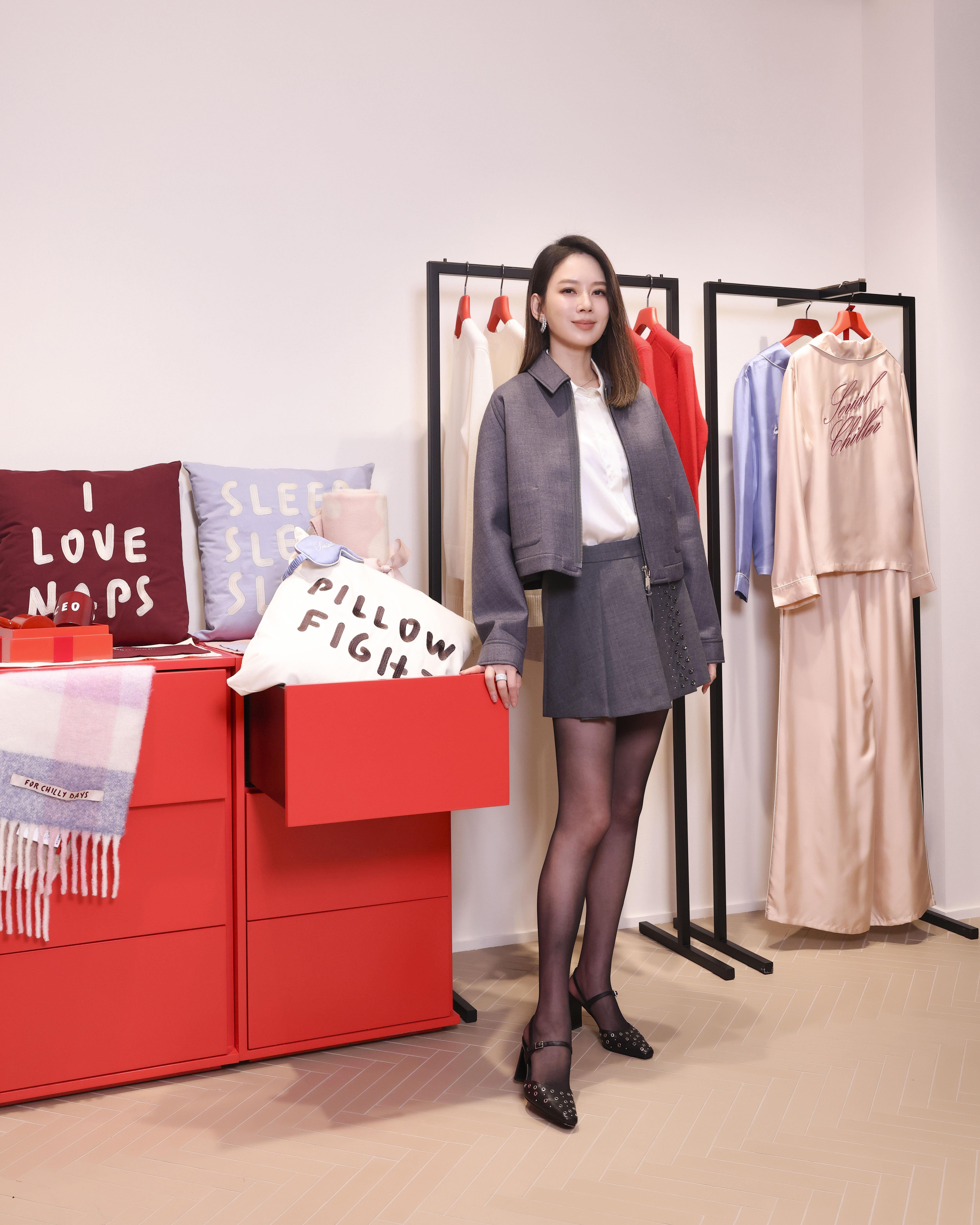 Melody被MAX&Co.联名圈粉 谈购物信念:不会只买一件限制自己 内容图2 潮正奢/潮品文/潮臻社-实时追踪全球最新奢侈品牌新闻资讯的官网站! ▲▼ MAX&Co. 。(图/品牌提供)