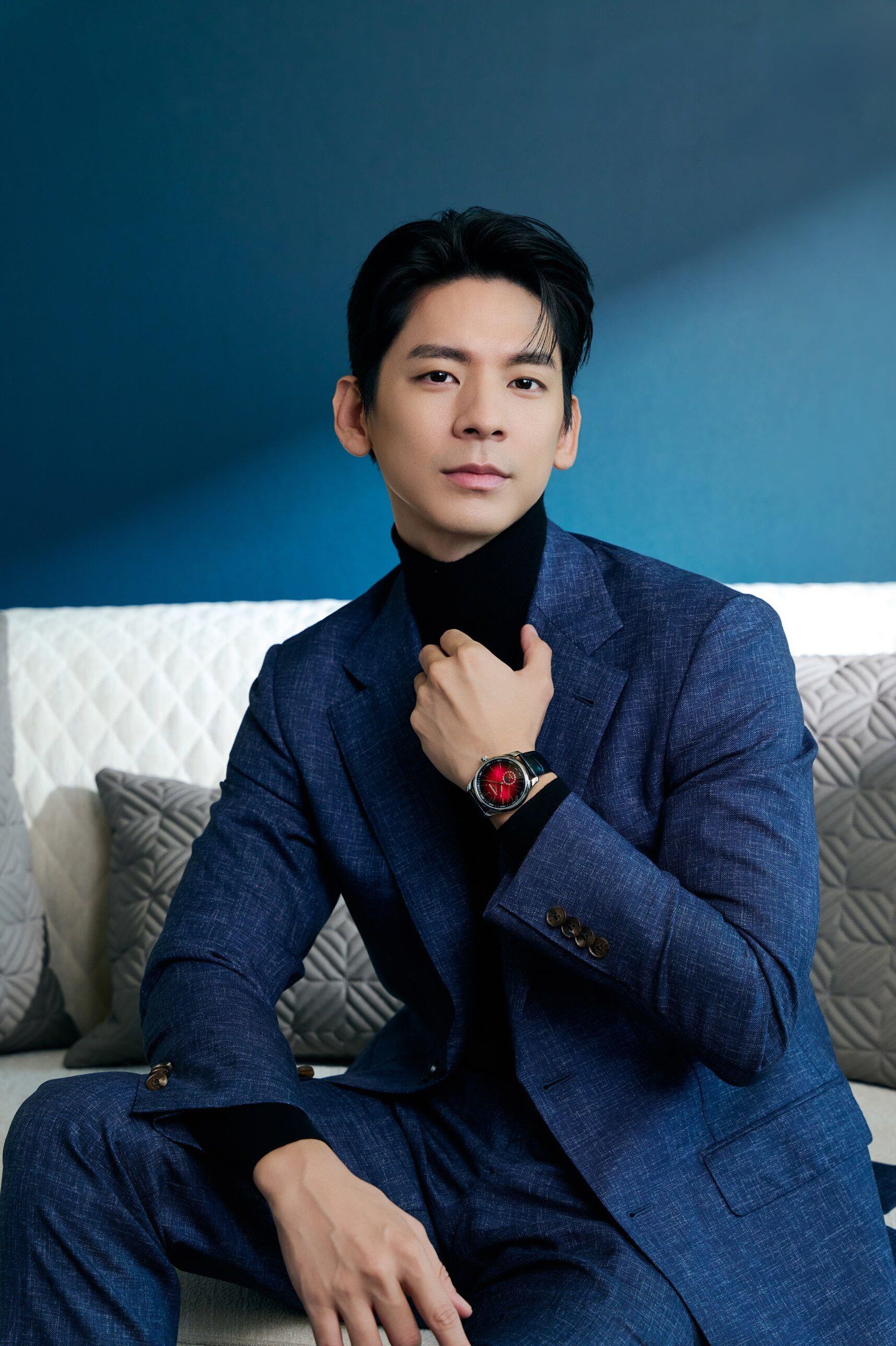 徐悲鸿《奔马》跃上浪琴表 镀金自动盘上奔驰 内容图1 潮正奢/潮品文/潮臻社-实时追踪全球最新奢侈品牌新闻资讯的官网站! ▲▼Longines,Breitling 。(图/公关照)