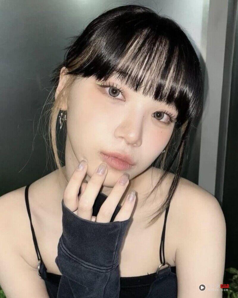 《不良一族寻爱记》Baby尤莉亚剧中浏海染造型太飒！早在2017年就曾参加恋爱实境节目、练空手道背后藏着“这个原因”