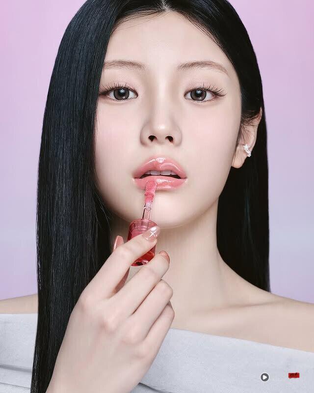 2026韩系水光唇彩推荐！fwee可乐唇釉、TIRTIR泰亨同款、3CE果冻护唇蜜打造玻璃嘟嘟唇
