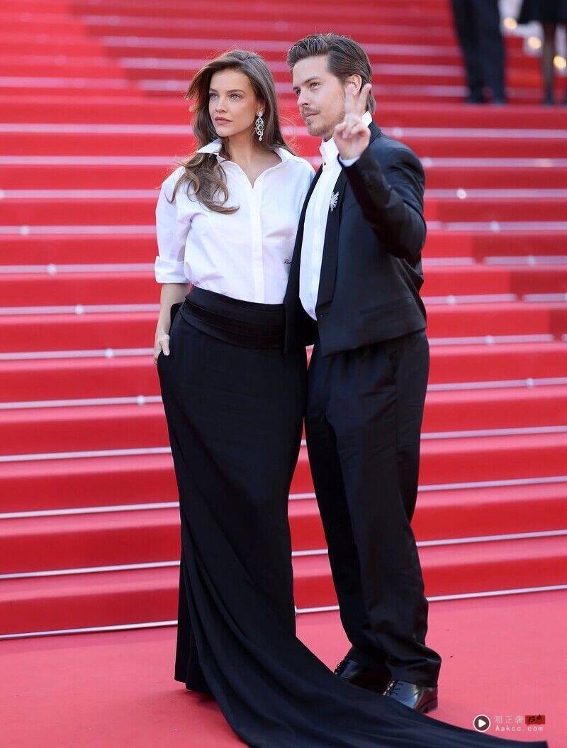 小查的超模老婆用孕妇时尚征服坎城 这对夫妻的浪漫爱情再度成为话题 内容图2 潮正奢/潮品文/潮臻社-实时追踪全球最新奢侈品牌新闻资讯的官网站! 小查的超模老婆Barbara正在用孕妇时尚征服坎城!这对夫妻的浪漫爱情和红毯造型大家都在讨论