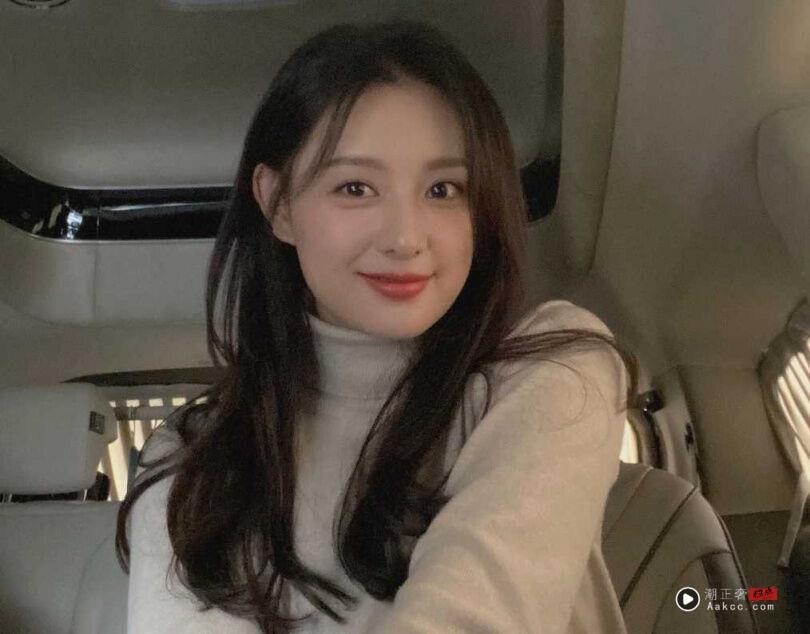 金智媛零毛孔好气色掀讨论 自制高丽菜水排毒、冰镇化妆棉维持肤质稳定 内容图5 潮正奢/潮品文/潮臻社-实时追踪全球最新奢侈品牌新闻资讯的官网站! 金智媛嫩白肌肤+好气色铁律:私房高丽菜水排毒、温活不喝冰饮、冰镇化妆棉5分钟消水肿