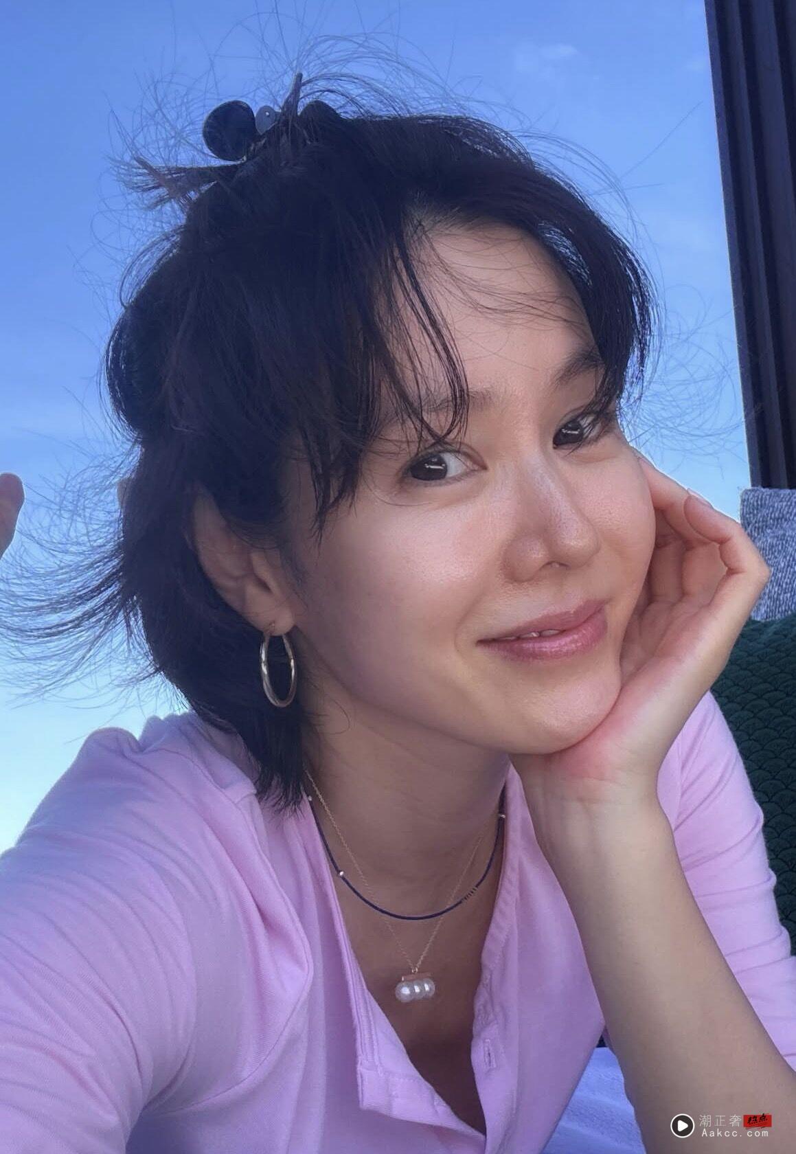 孙艺真环抱玄彬甜出汁 海边度假戴珍珠项炼美翻 内容图4 潮正奢/潮品文/潮臻社-实时追踪全球最新奢侈品牌新闻资讯的官网站! ▲▼ 孙艺真 。(图/翻摄IG)
