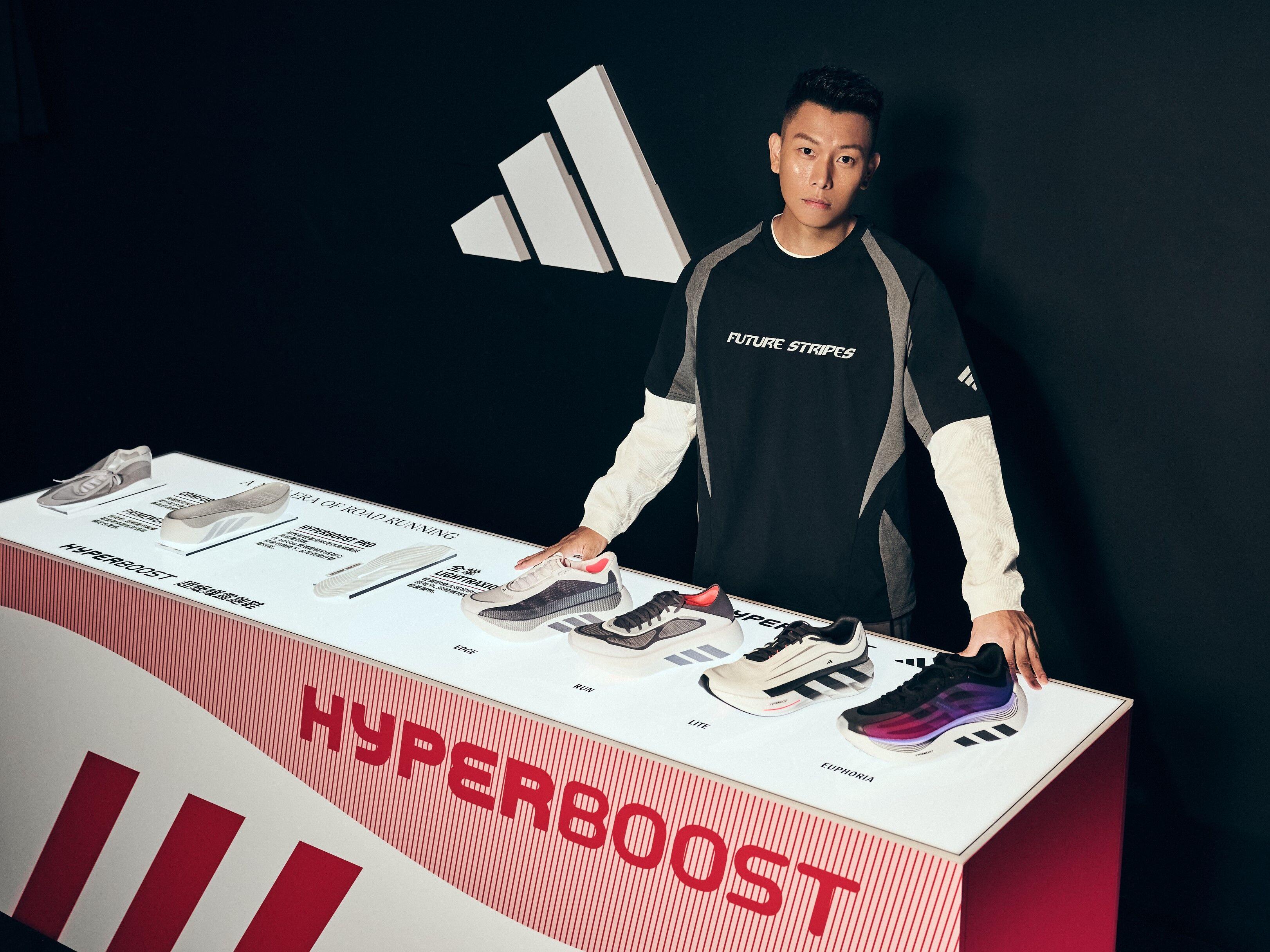 瘦子迷上晨跑大赞adidas新鞋“超轻又稳” 曝看到爱妻穿婚纱感动落泪 内容图2 潮正奢/潮品文/潮臻社-实时追踪全球最新奢侈品牌新闻资讯的官网站! ▲▼adidas 。(图/品牌提供)